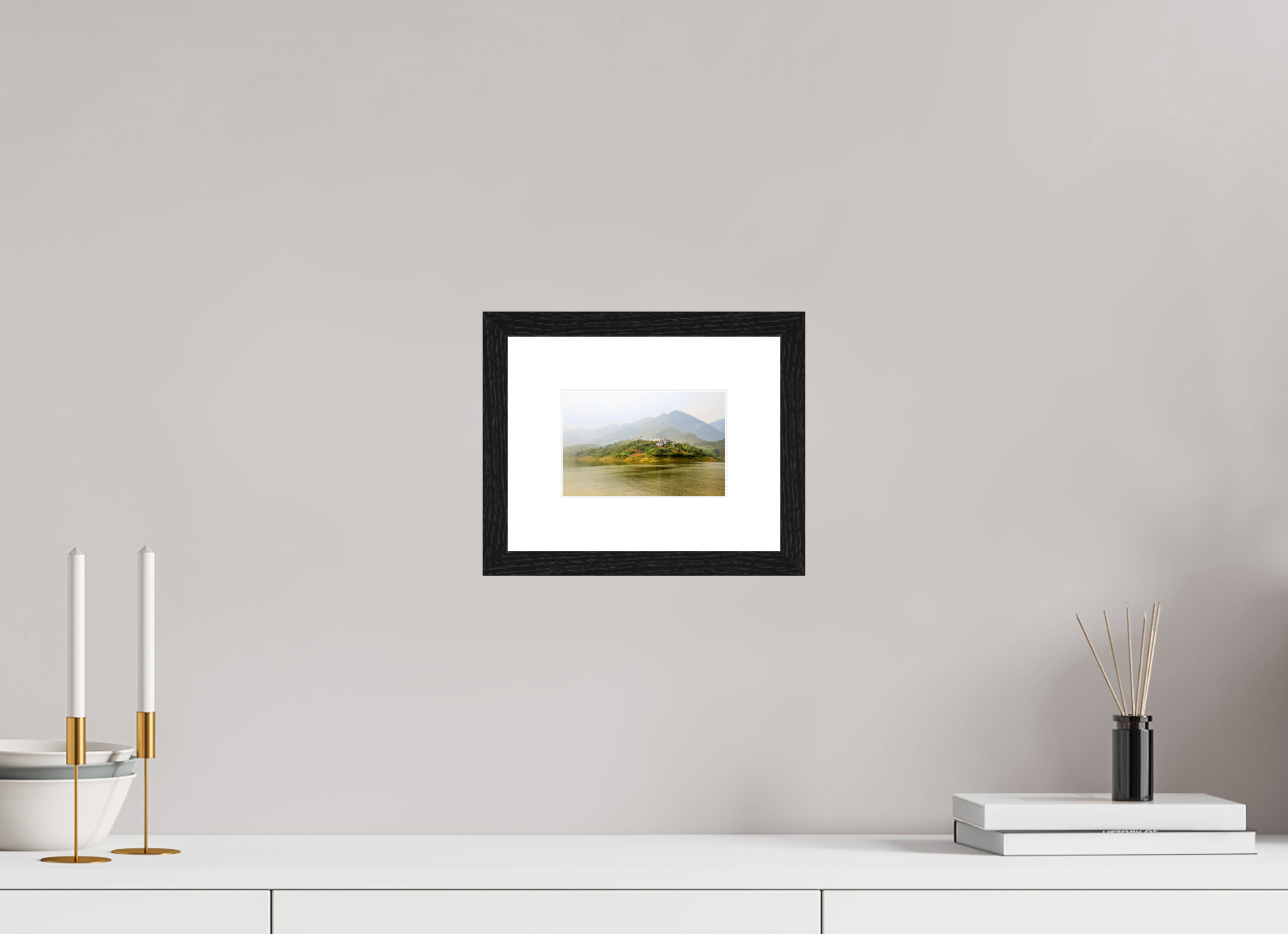 15 x 10 cm, Black Frames Mist along the Yangtze River