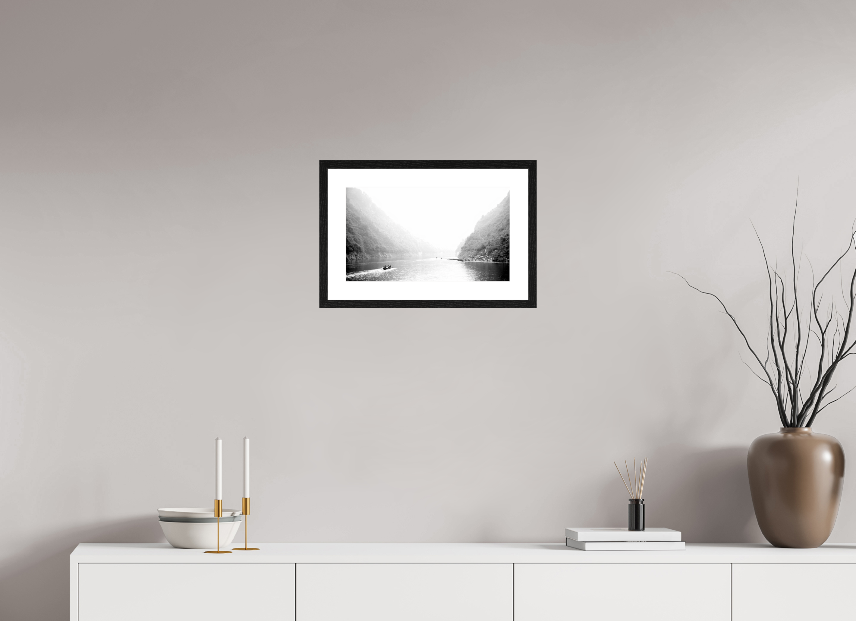 42.8 x 25 cm, Black and White Paper River Li