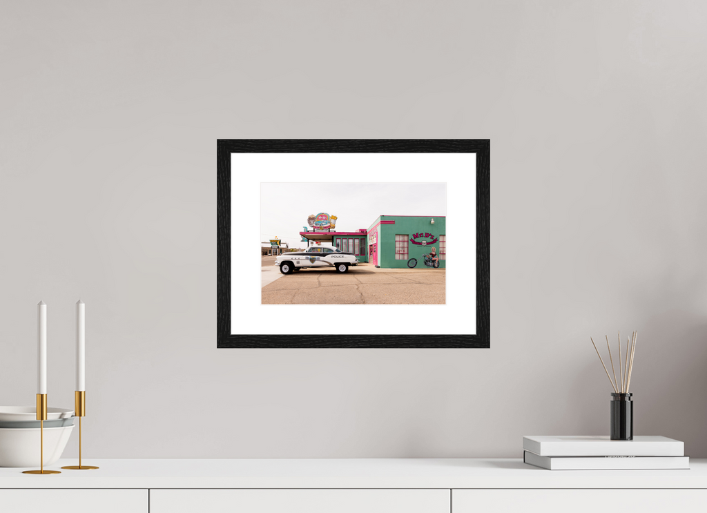 30 x 20 cm, Black Frames Retro Styles on Route 66