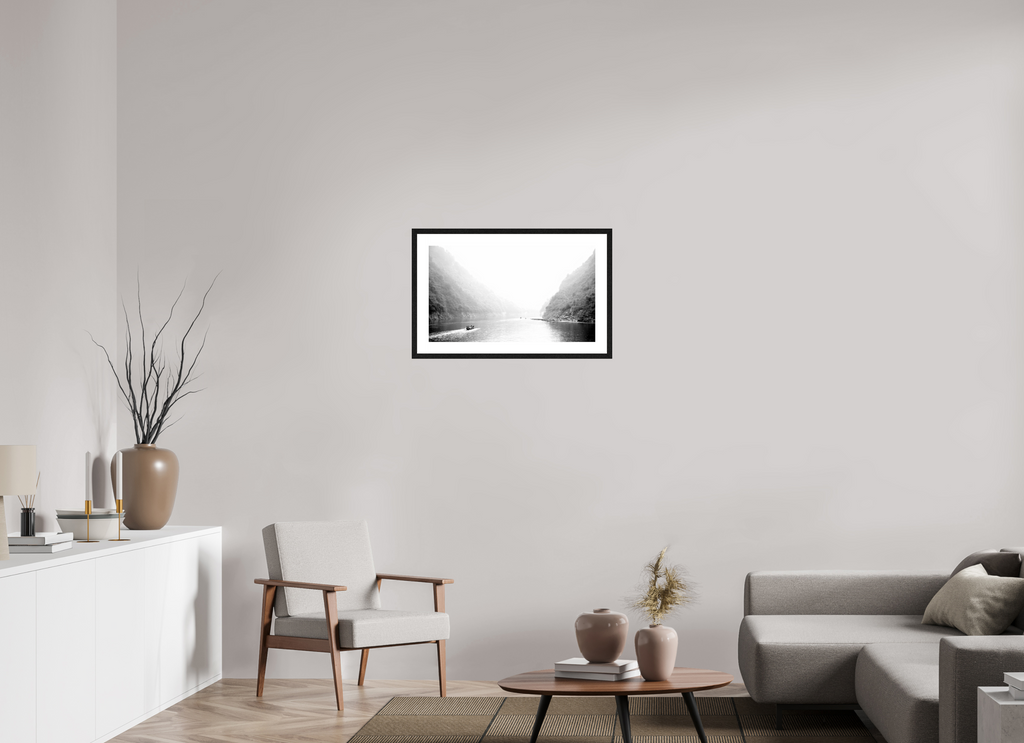 68.5 x 40 cm, Black and White Paper River Li
