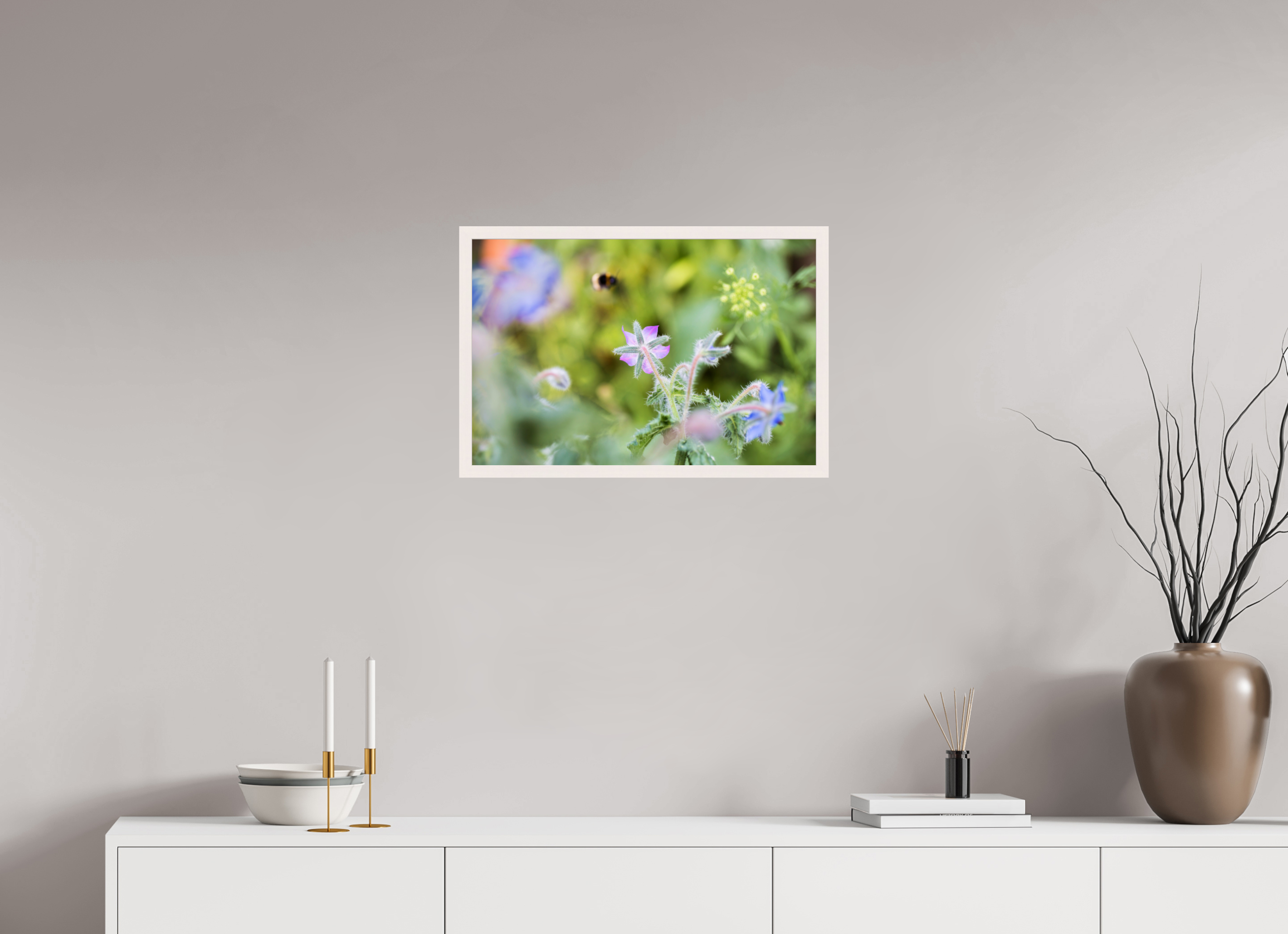 60 x 40 cm, White Hamburg Frame Dreamy Bee