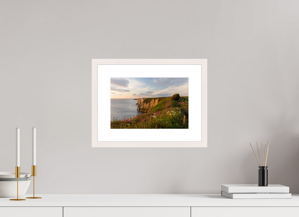 30 x 20 cm, White Maple 20 mm Bempton Cliffs